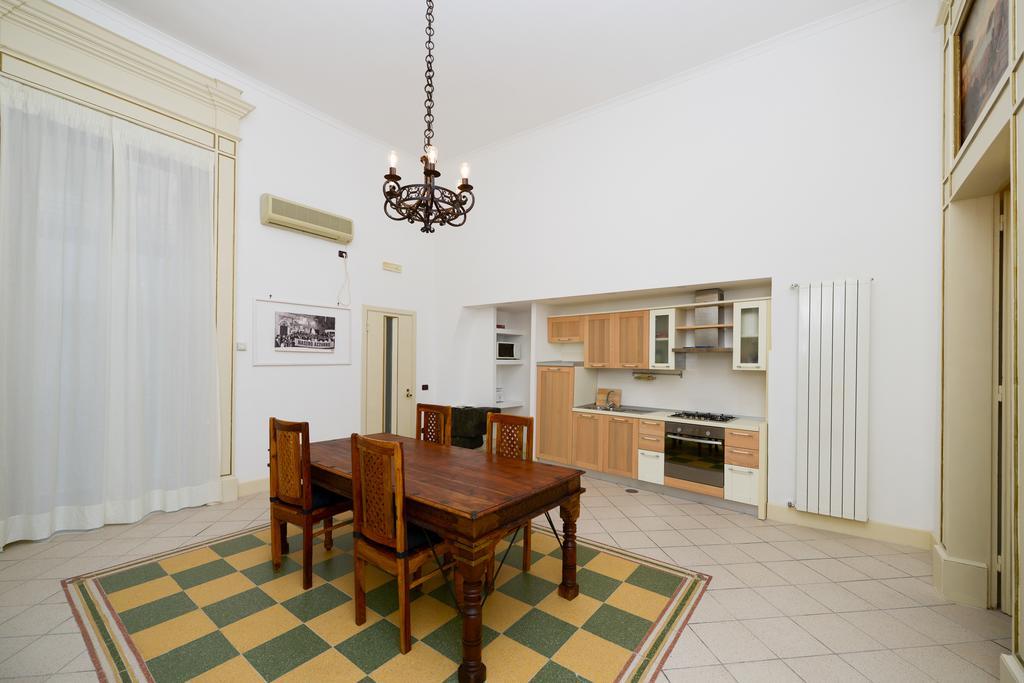 Residenza Santa Chiara Apartment Napoli Ngoại thất bức ảnh