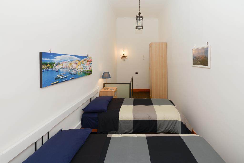 Residenza Santa Chiara Apartment Napoli Ngoại thất bức ảnh