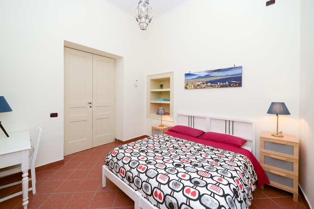 Residenza Santa Chiara Apartment Napoli Ngoại thất bức ảnh